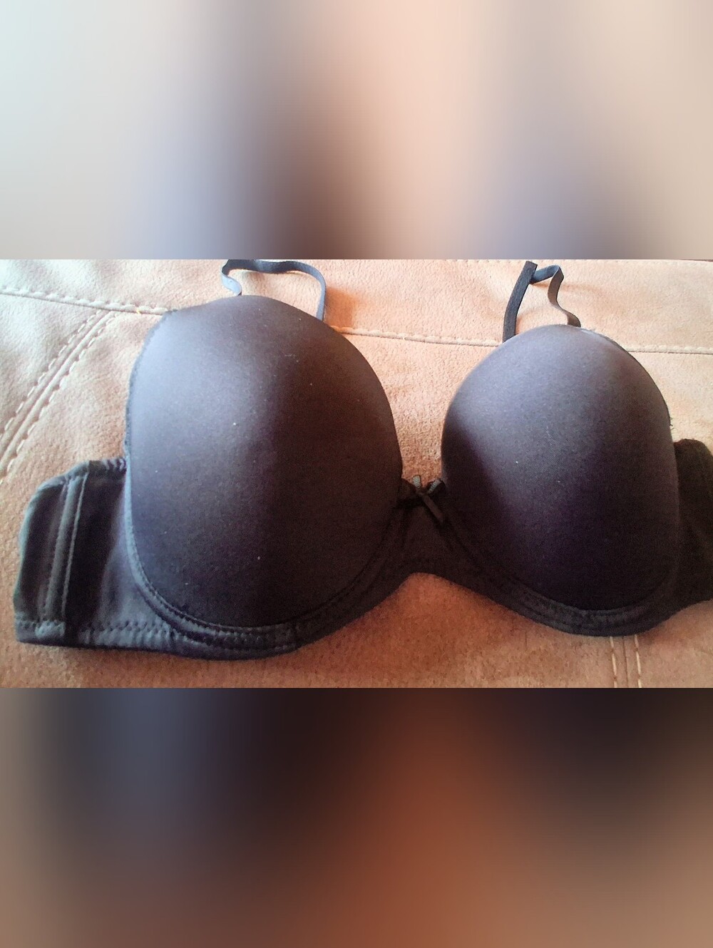 NWOT Ladies Tee Shirt Bra, Sz 36C, Black